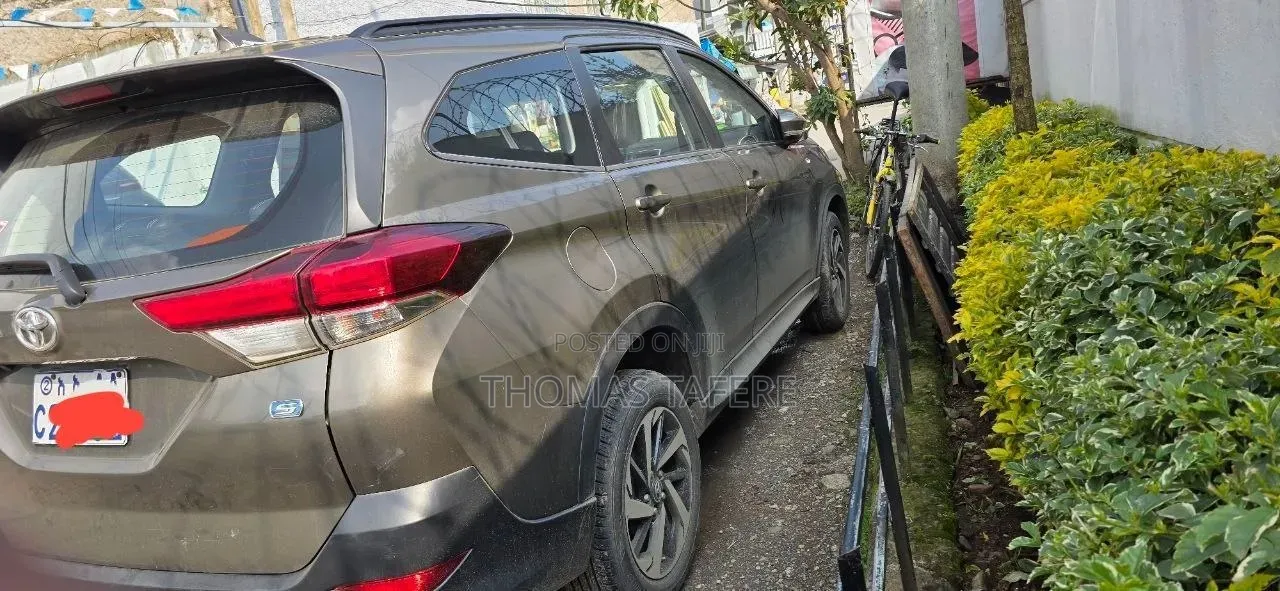 Toyota Rush 2022