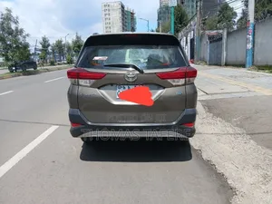 Toyota Rush 2022