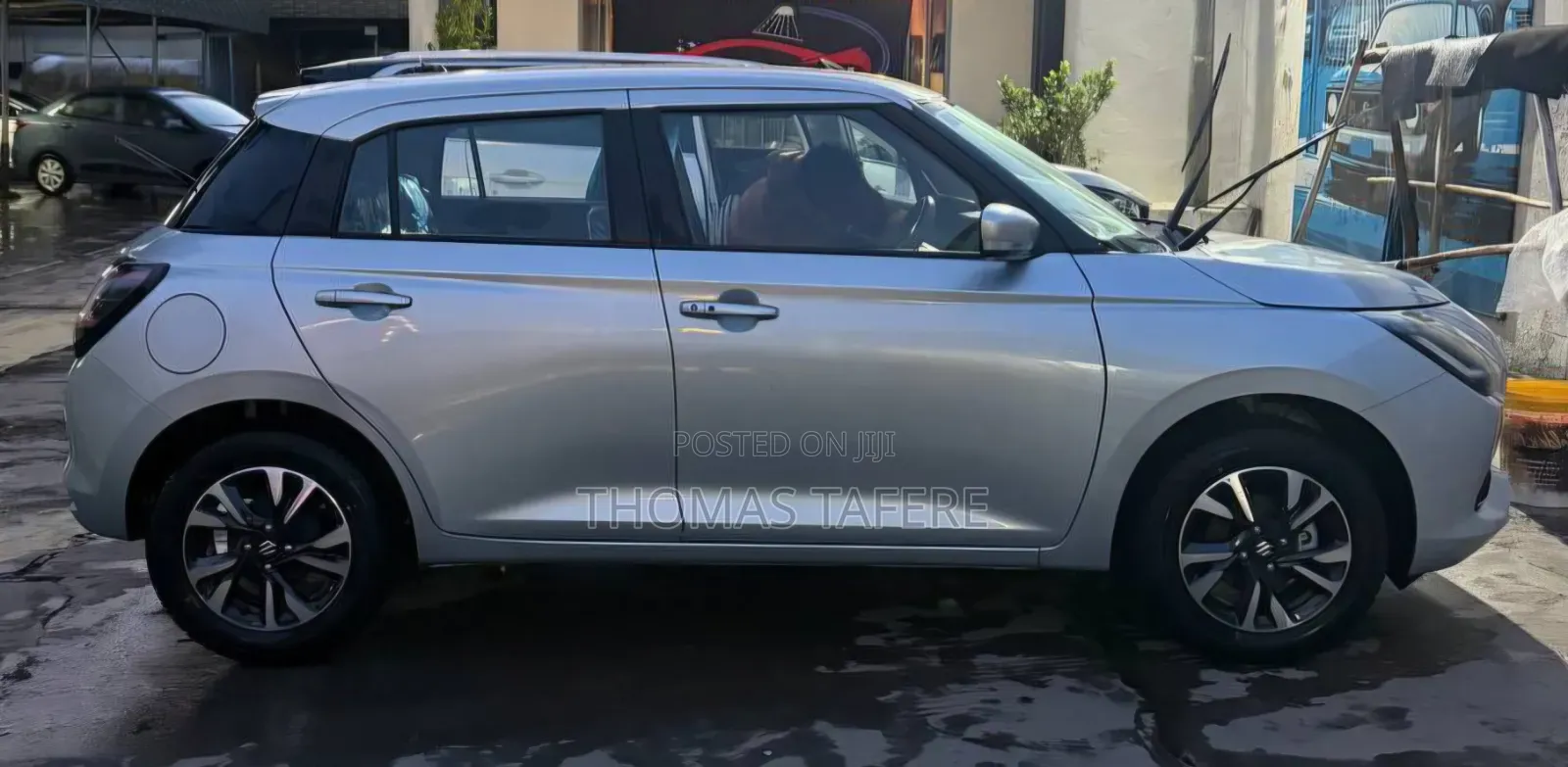 Suzuki Swift 2025 Silver