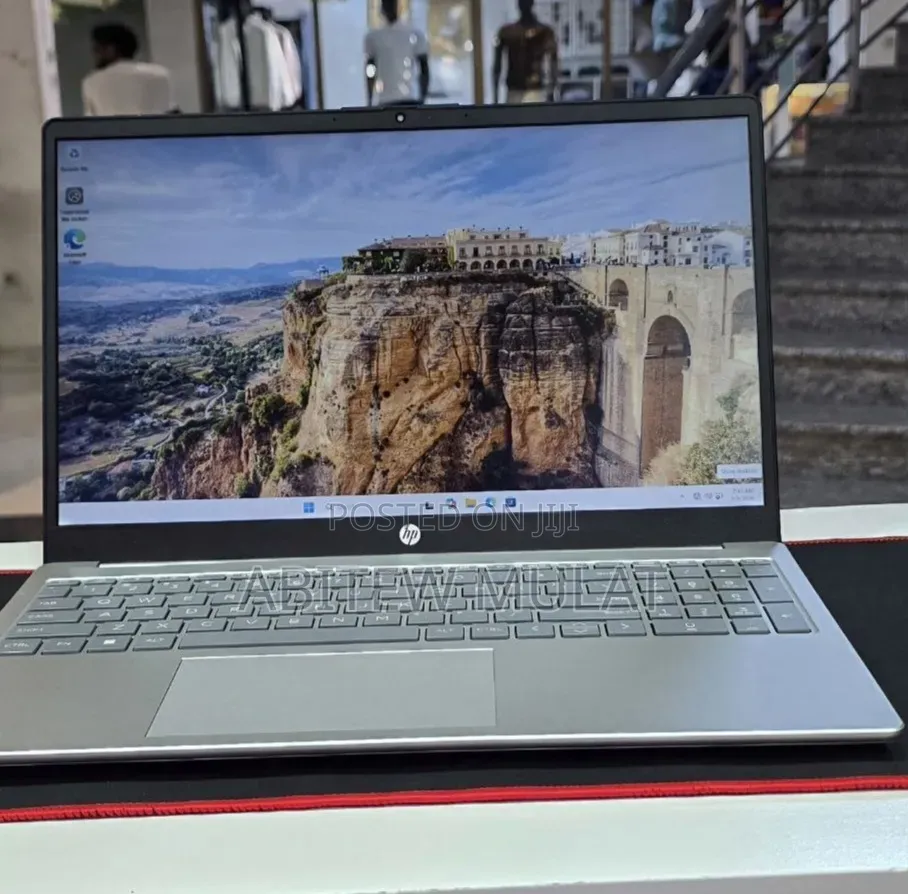 New Laptop HP Stream Notebook 16GB Intel Core i7 SSD 1T