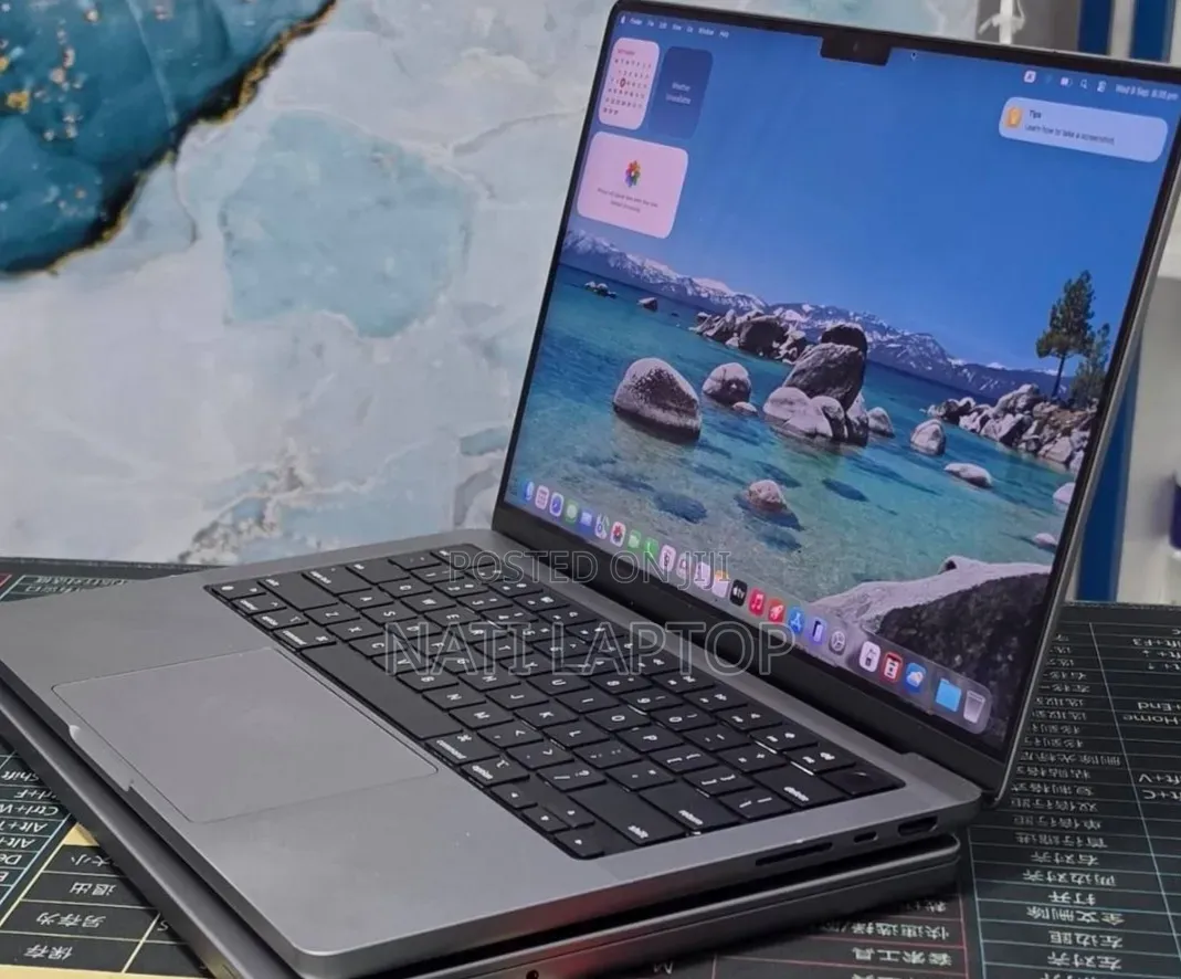 New Laptop Apple MacBook Pro 2021 M1 32GB Apple M1 Pro SSD 1T