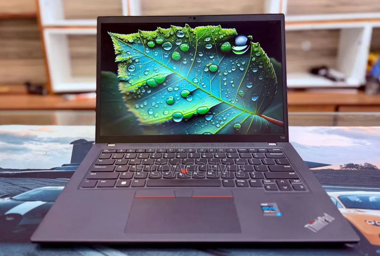 New Laptop Lenovo ThinkPad T14 16GB Intel Core i7 SSD 512GB