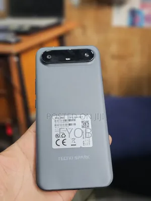 New Tecno Spark Slim 256 GB Black