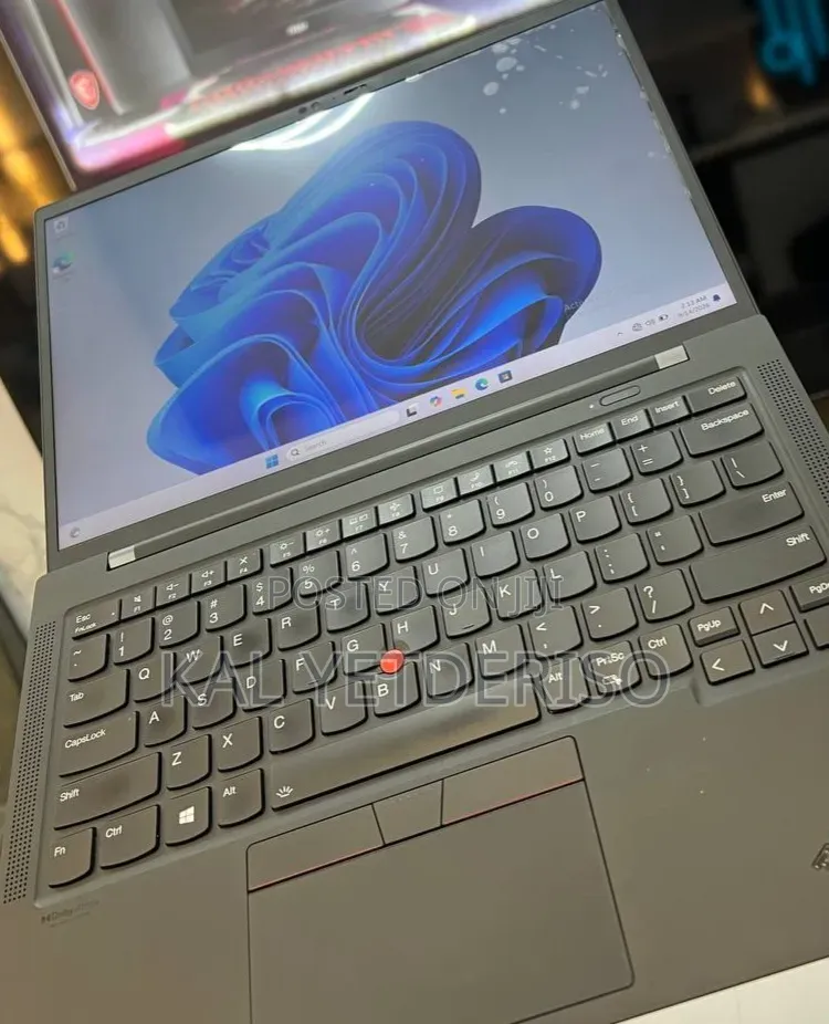 New Laptop Lenovo ThinkPad X1 Carbon 16GB Intel Core i7 SSD 512GB