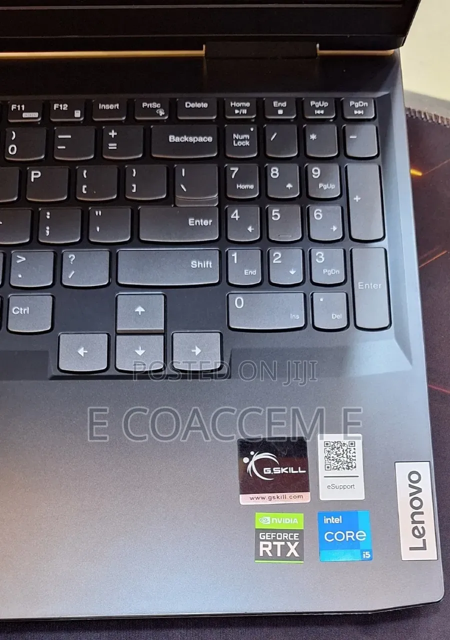 New Laptop Lenovo 16GB Intel Core i5 SSD 512GB
