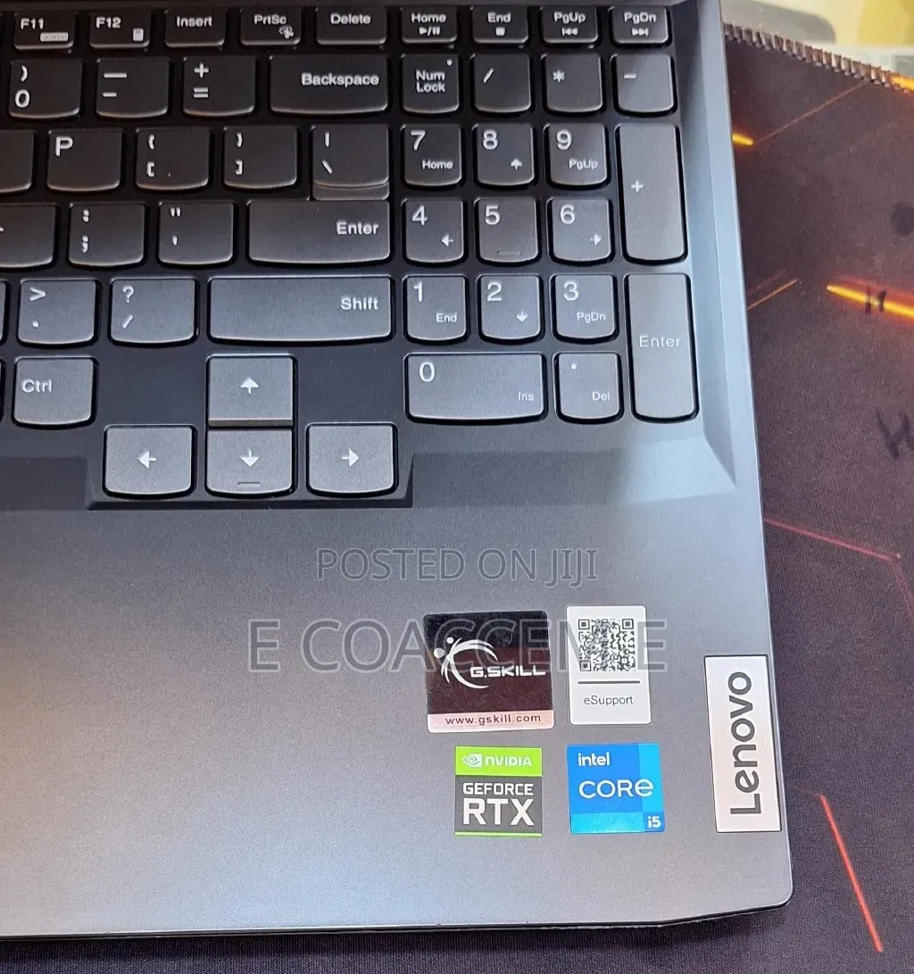 New Laptop Lenovo 16GB Intel Core i5 SSD 512GB