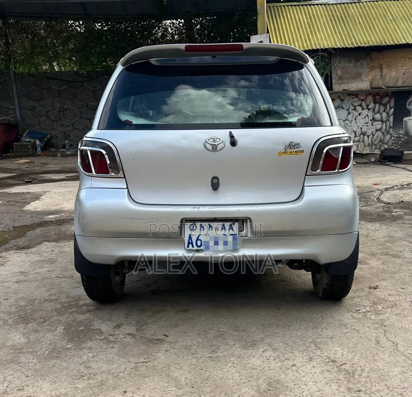Toyota Vitz 2001 Silver