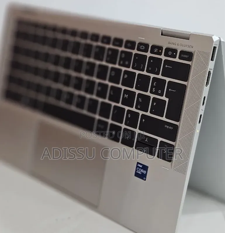 New Laptop HP EliteBook x360 1030 G8 16GB Intel Core i7 SSD 512GB