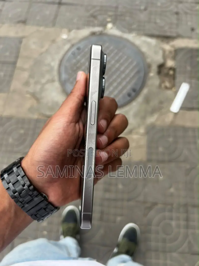 Apple iPhone 15 Pro 256 GB Silver