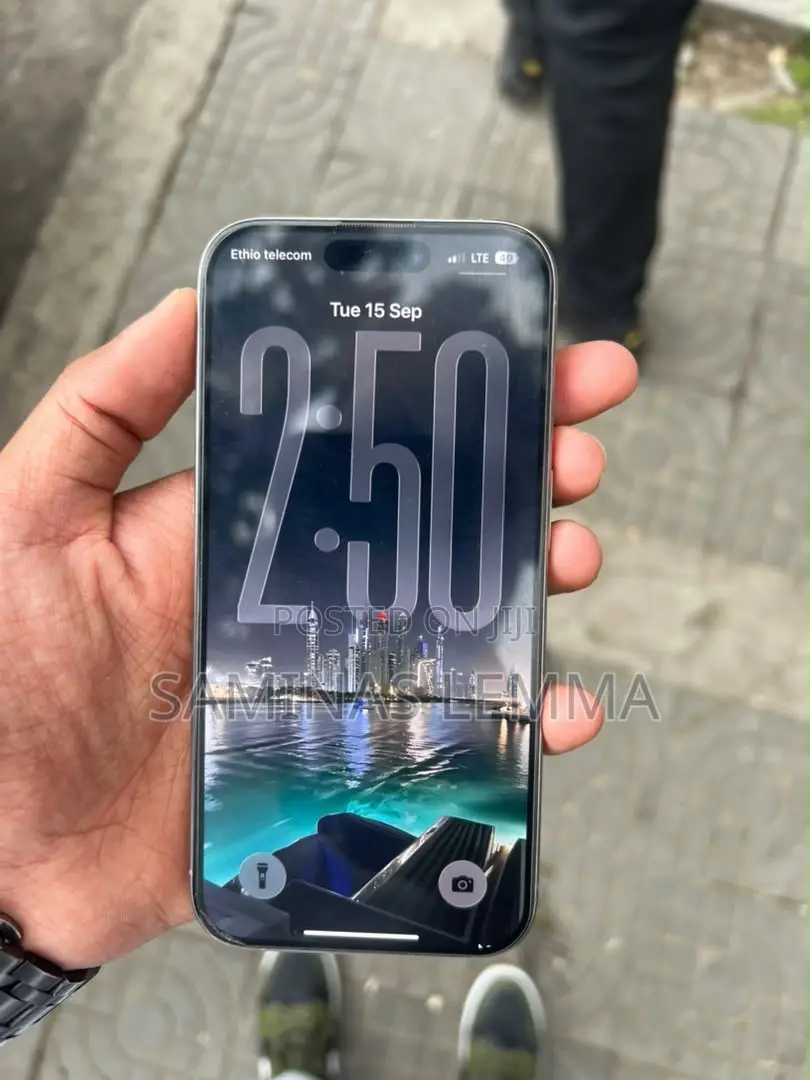 Apple iPhone 15 Pro 256 GB Silver