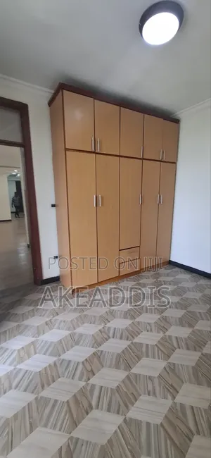 Furnished 3bdrm Condo in መሪ ሎቄ, Bole for sale