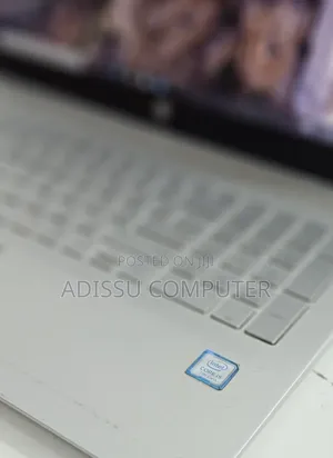 New Laptop HP Pavilion 15 8GB Intel Core i5 SSD 1T