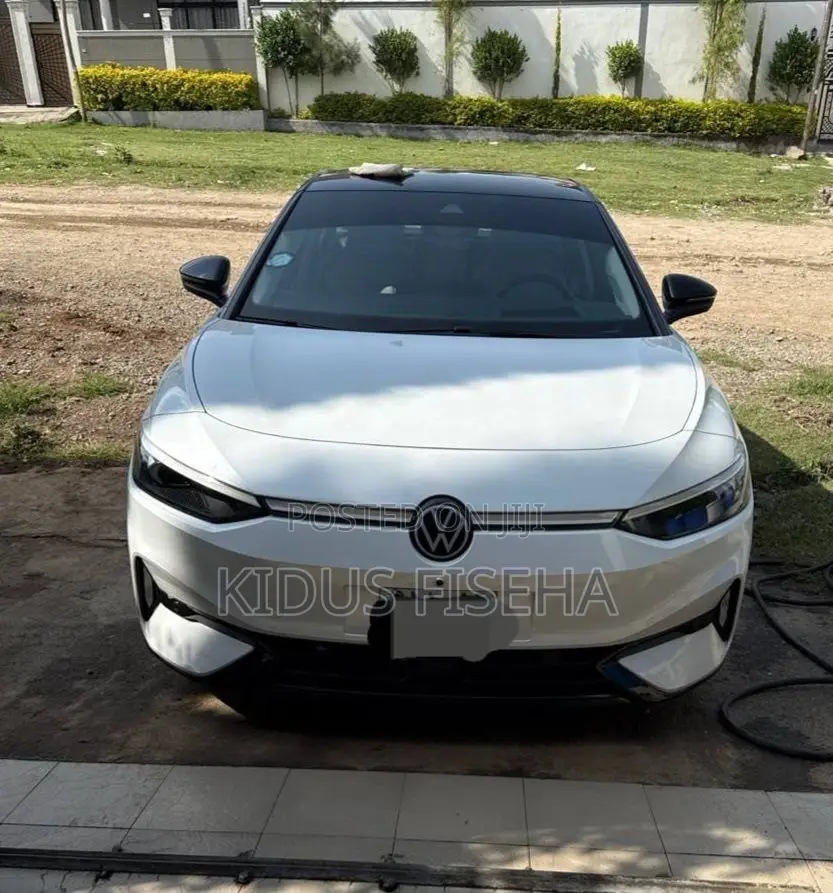 Volkswagen ID.7 2025 White