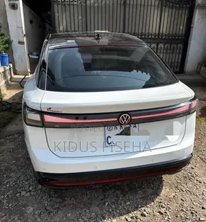 Volkswagen ID.7 2025 White