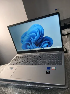 New Laptop HP Stream Notebook 16GB Intel Core i5 SSD 1T