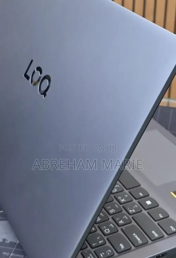 New Laptop Lenovo LOQ 15AHP10 12GB Intel Core i5 SSD 512GB