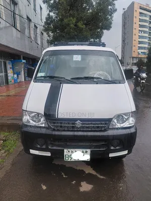 Suzuki Eeco 2023 White