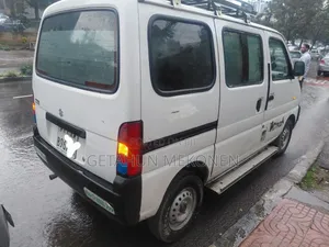 Suzuki Eeco 2023 White