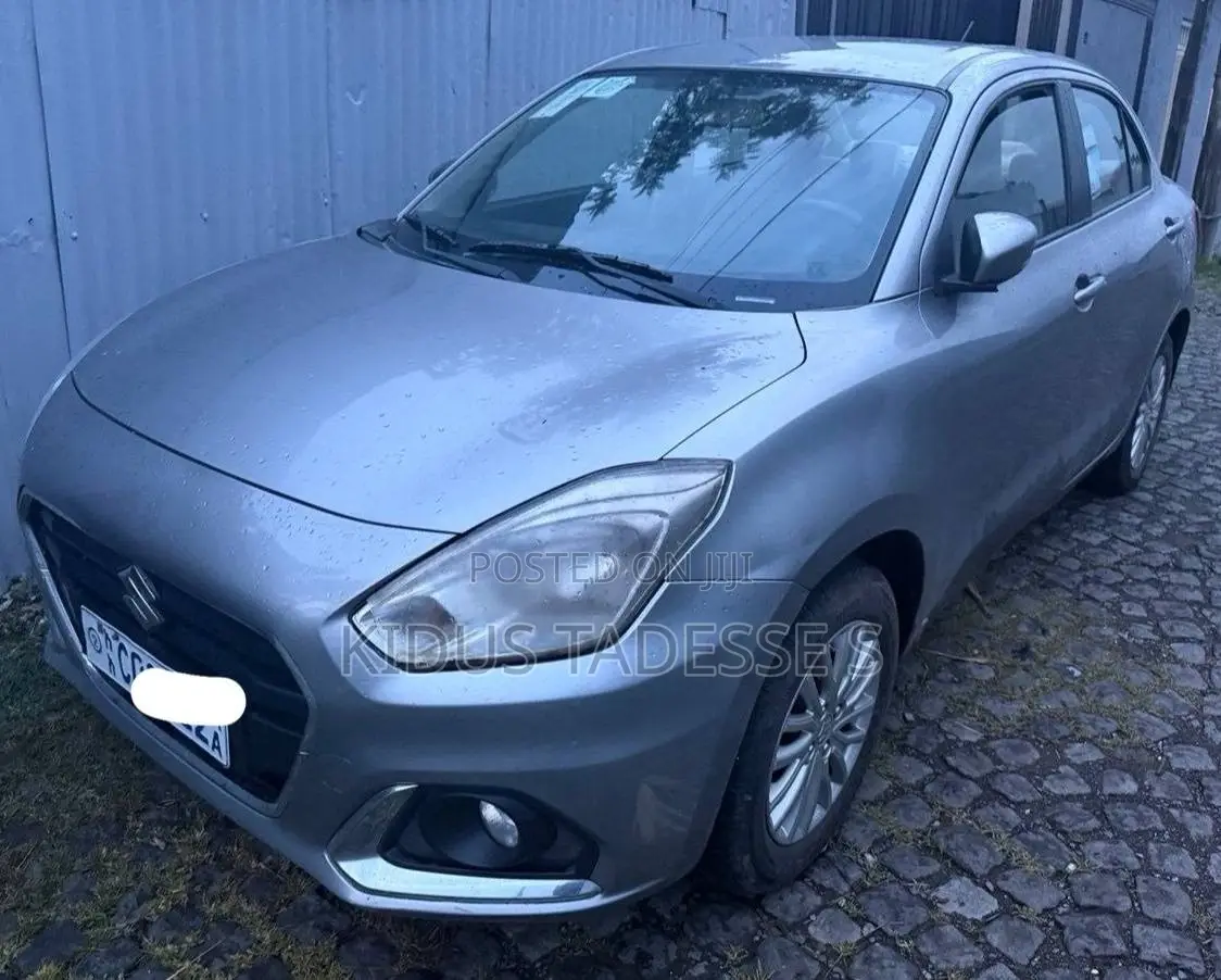 Suzuki Dzire 2022 Silver