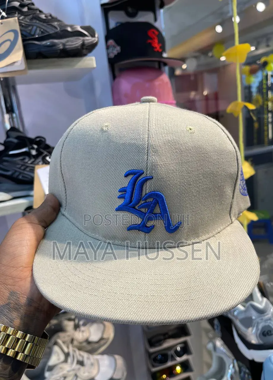 Los Angeles Dodgers Custom Fitted Cap - Light Khaki / Royal Blue