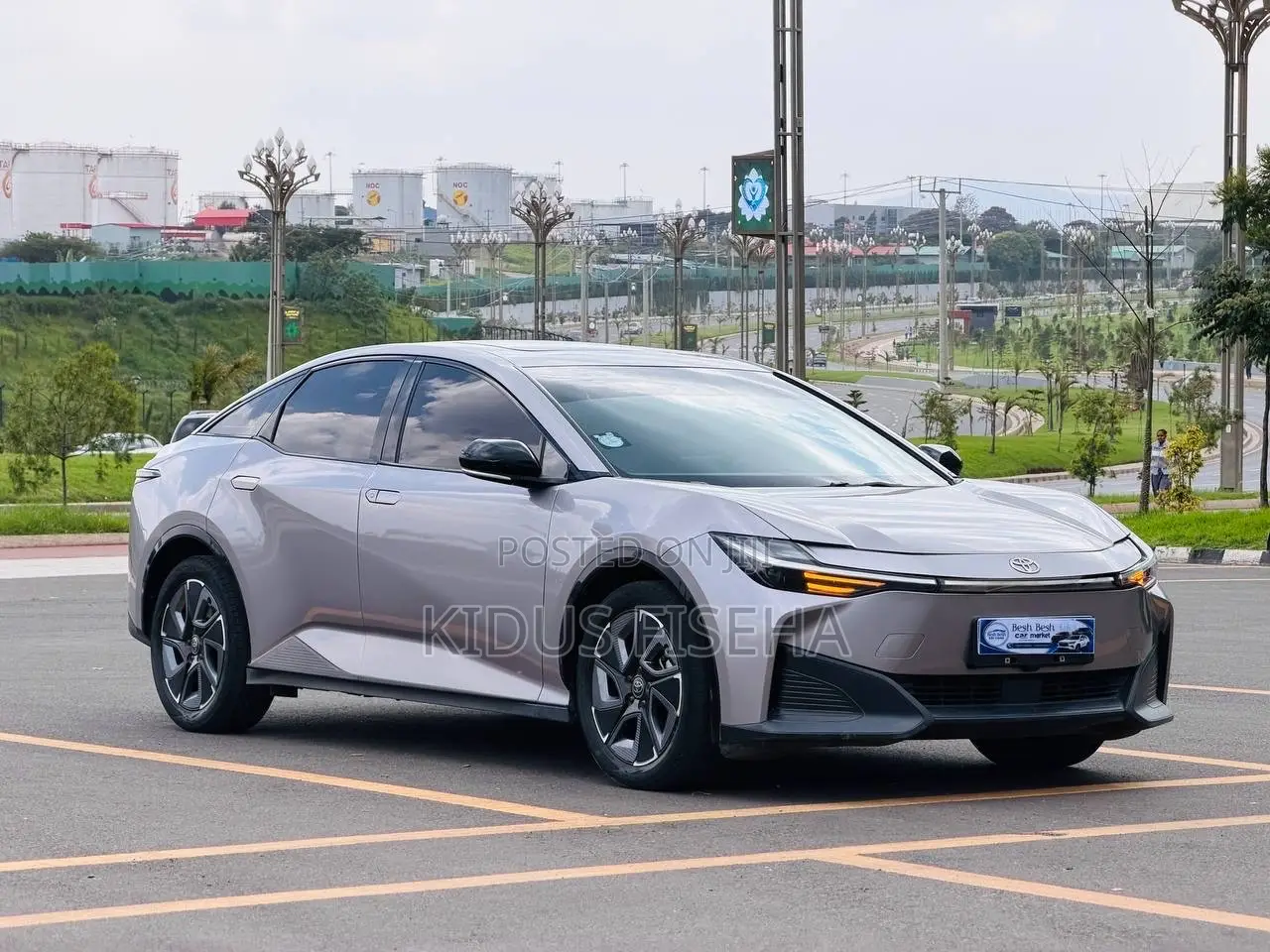 Toyota bZ3 2024 Gray