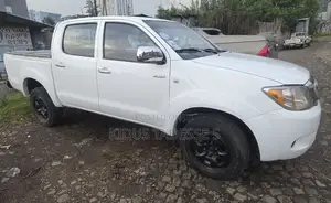 Toyota Hilux 2.5 D-4D Double Cab 2008 White