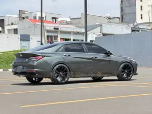 Hyundai Avante 2022 Gray