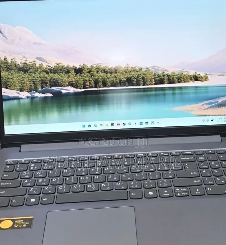 New Laptop Lenovo LOQ 15AHP10 12GB Intel Core i5 SSD 512GB