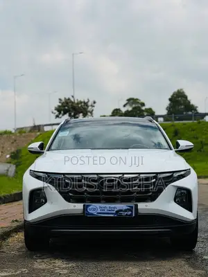 Hyundai Tucson 2022 White