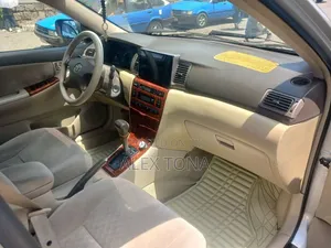 Toyota Corolla 2003 Gold