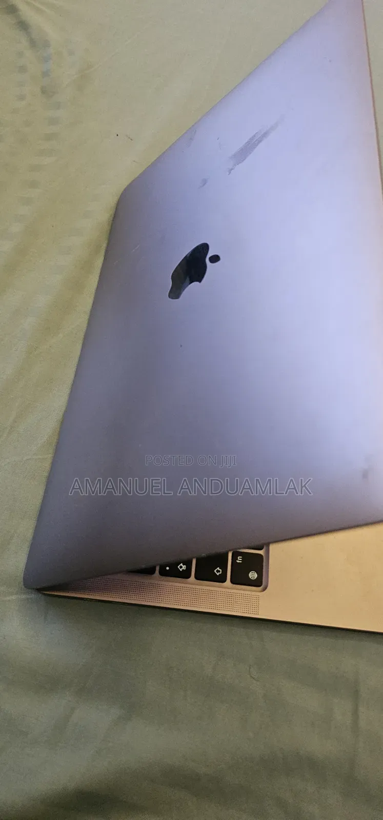 New Laptop Apple MacBook Pro 2020 M1 8GB Apple M1 Pro HDD+SSD 256GB