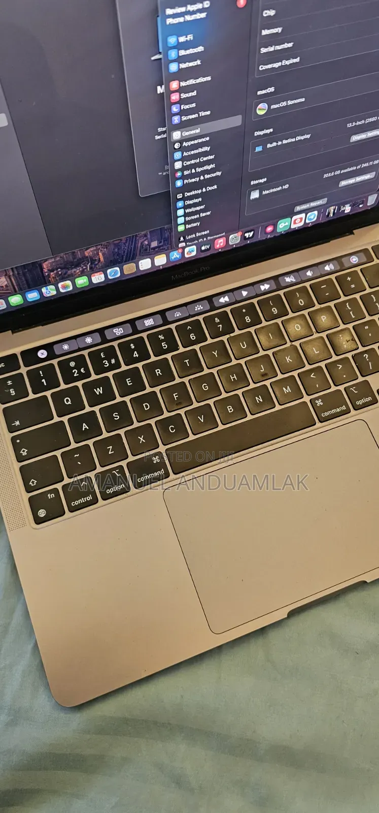 New Laptop Apple MacBook Pro 2020 M1 8GB Apple M1 Pro HDD+SSD 256GB