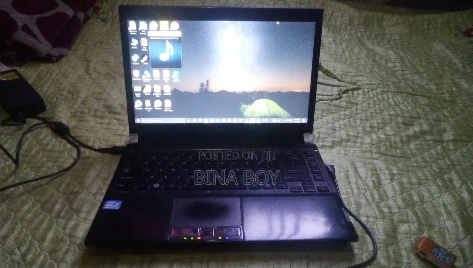 Laptop Toshiba A30 4GB Intel Core i5 SSHD+SSD 500GB