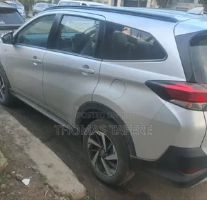 Toyota Rush 2019 Silver