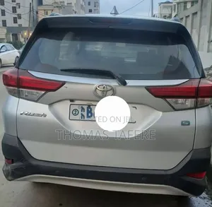 Toyota Rush 2019 Silver