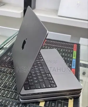 New Laptop Apple MacBook Pro 2021 M1 32GB Apple M1 SSD 512GB