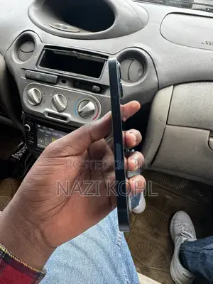 New Apple iPhone 13 256 GB Black