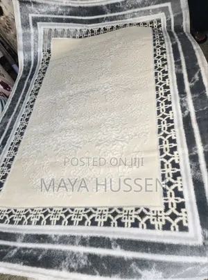 Modern Cream Grey Geometric Damask Border Carpet / Rug - Brand New
