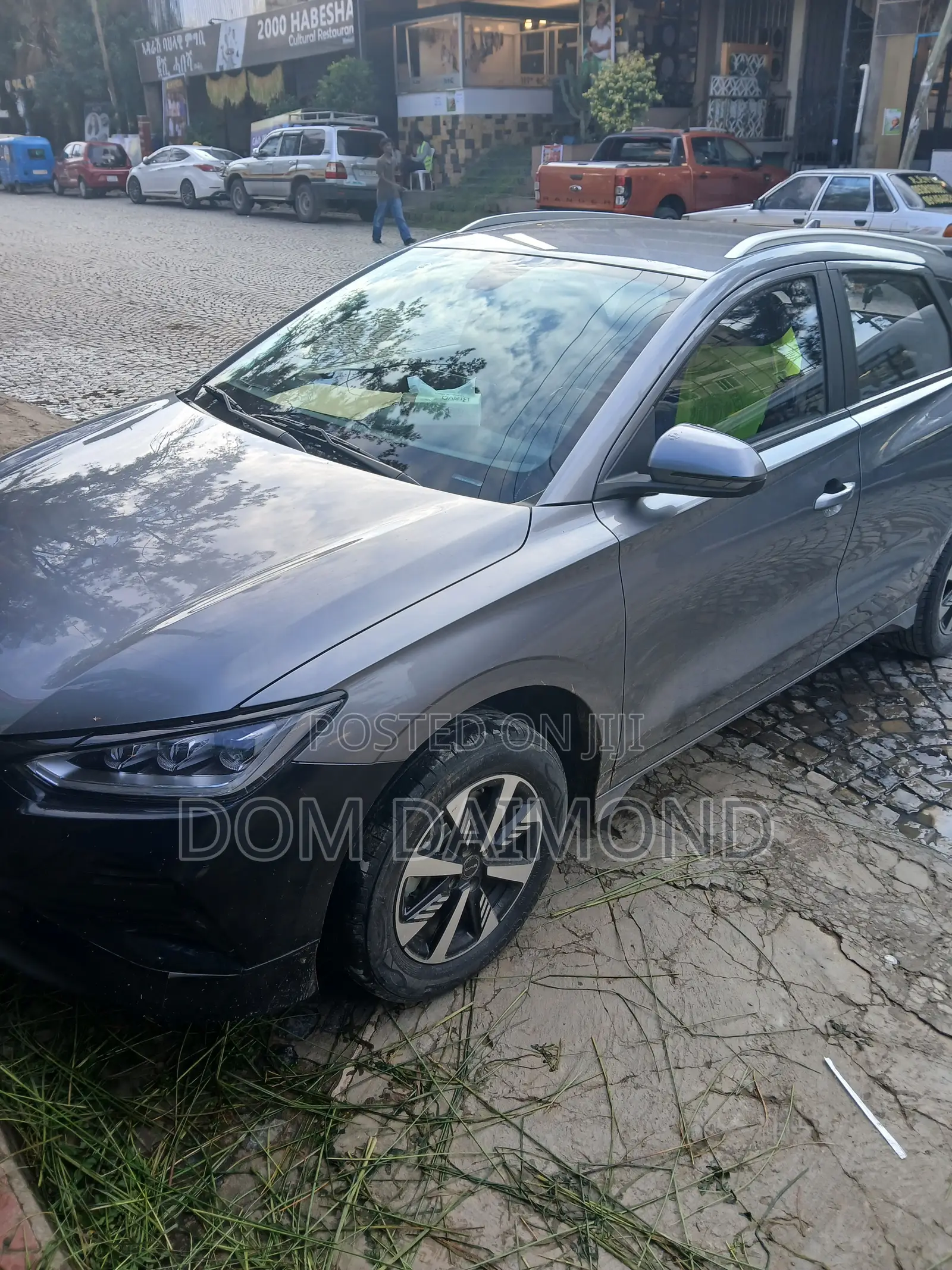 BYD E2 43 kWh 94 hp FWD 2025 Gray