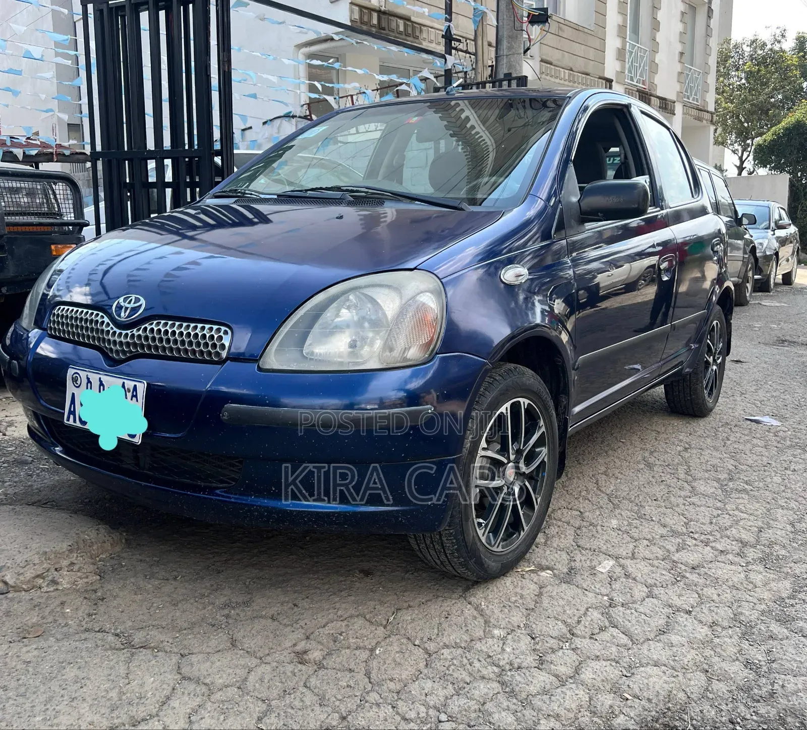 Toyota Vitz 2000 Blue