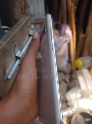 Samsung Galaxy S10 5G 256 GB White
