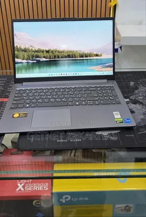 New Laptop Lenovo LOQ 15AHP10 12GB Intel Core i5 SSD 512GB