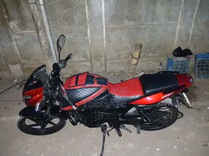 Bajaj Pulsar 180 2015 Red