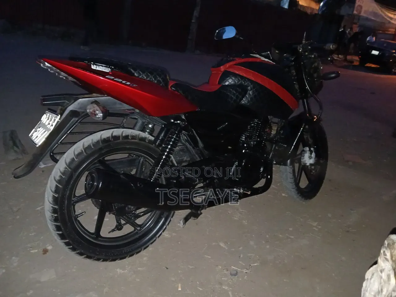 Bajaj Pulsar 180 2015 Red