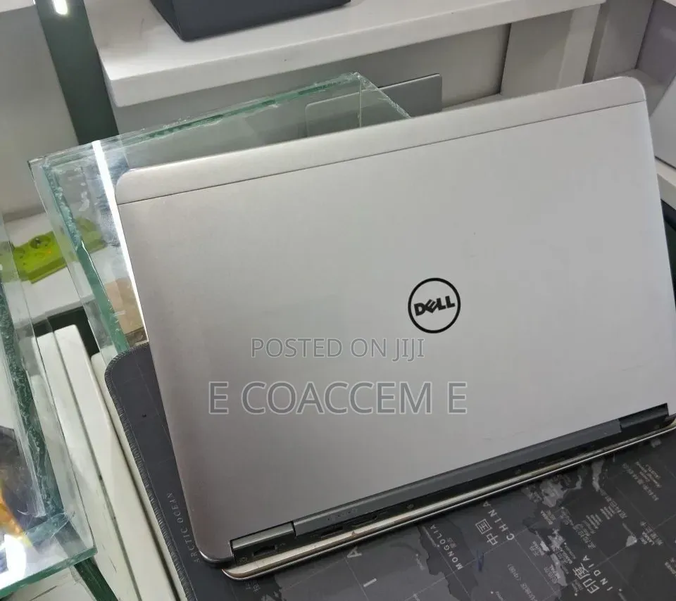 Laptop Dell Latitude E7240 8GB Intel Core i5 SSD 256GB
