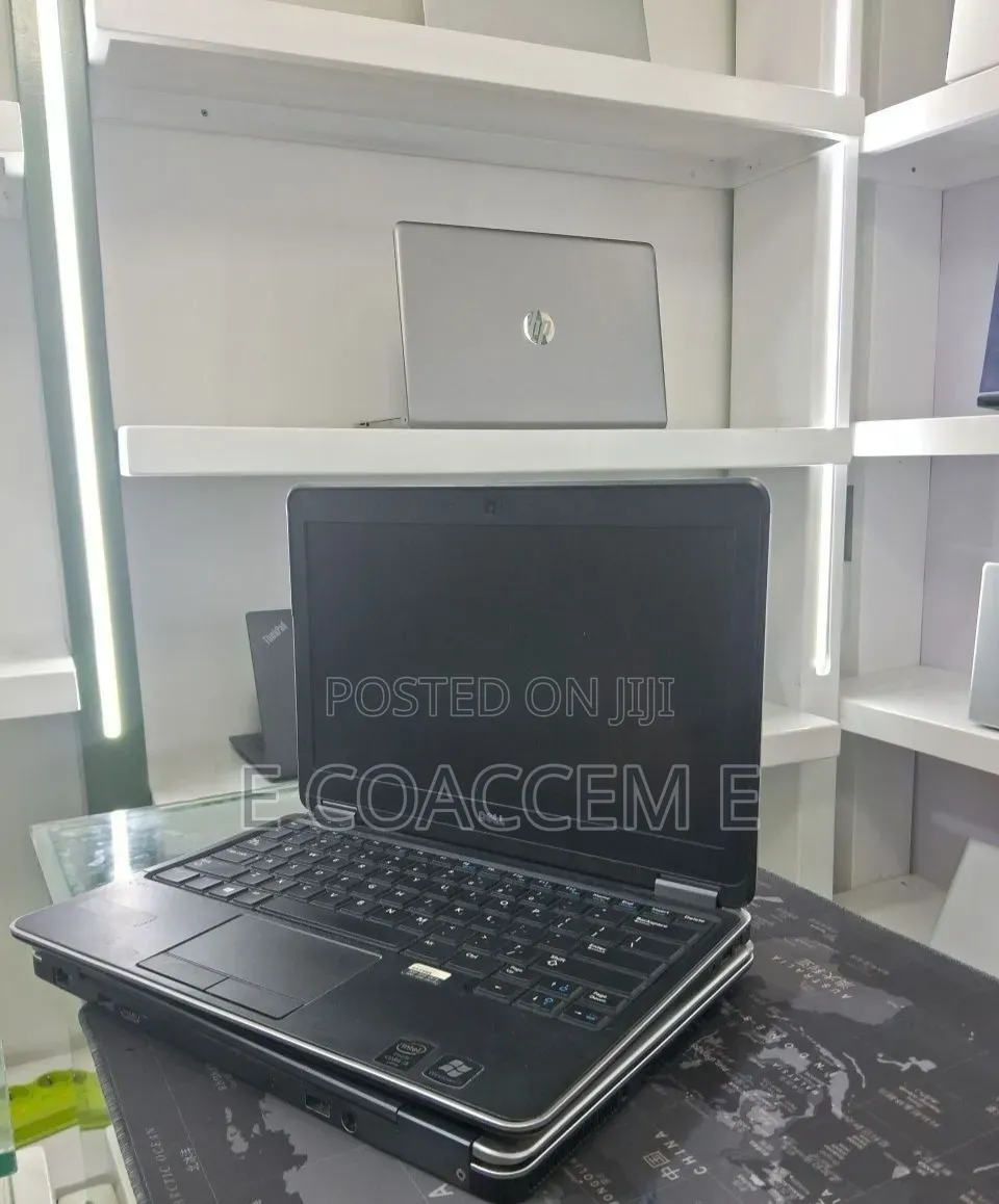 Laptop Dell Latitude E7240 8GB Intel Core i5 SSD 256GB