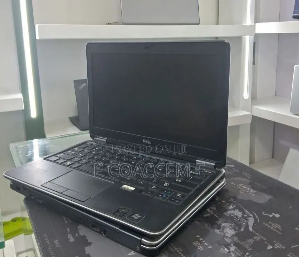 Laptop Dell Latitude E7240 8GB Intel Core i5 SSD 256GB