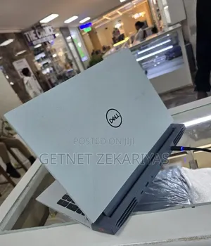 New Laptop Dell G15 5520 16GB Intel Core i7 SSD 512GB