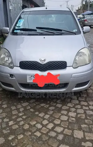 Toyota Vitz Rent