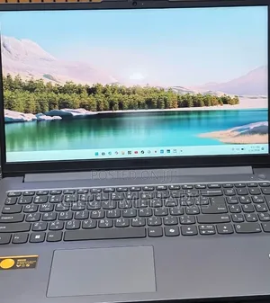 New Laptop Lenovo LOQ 15IRH8 16GB Intel Core i5 SSD 512GB